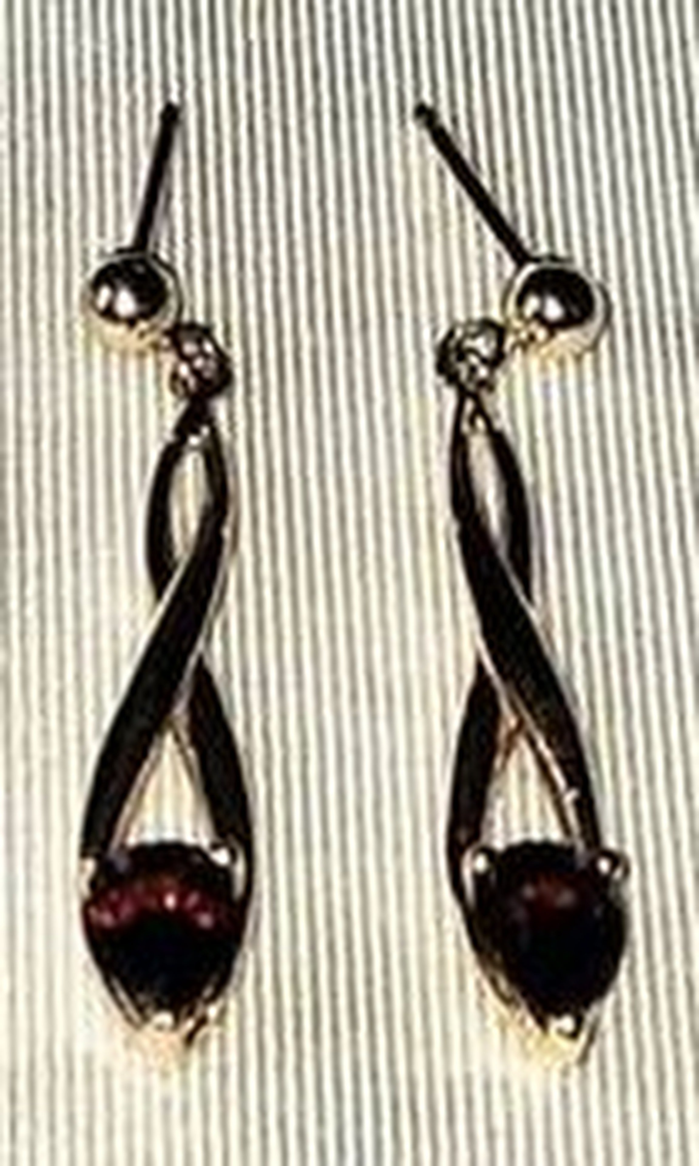 14KT Gold Garnet Heart Drop Earrings