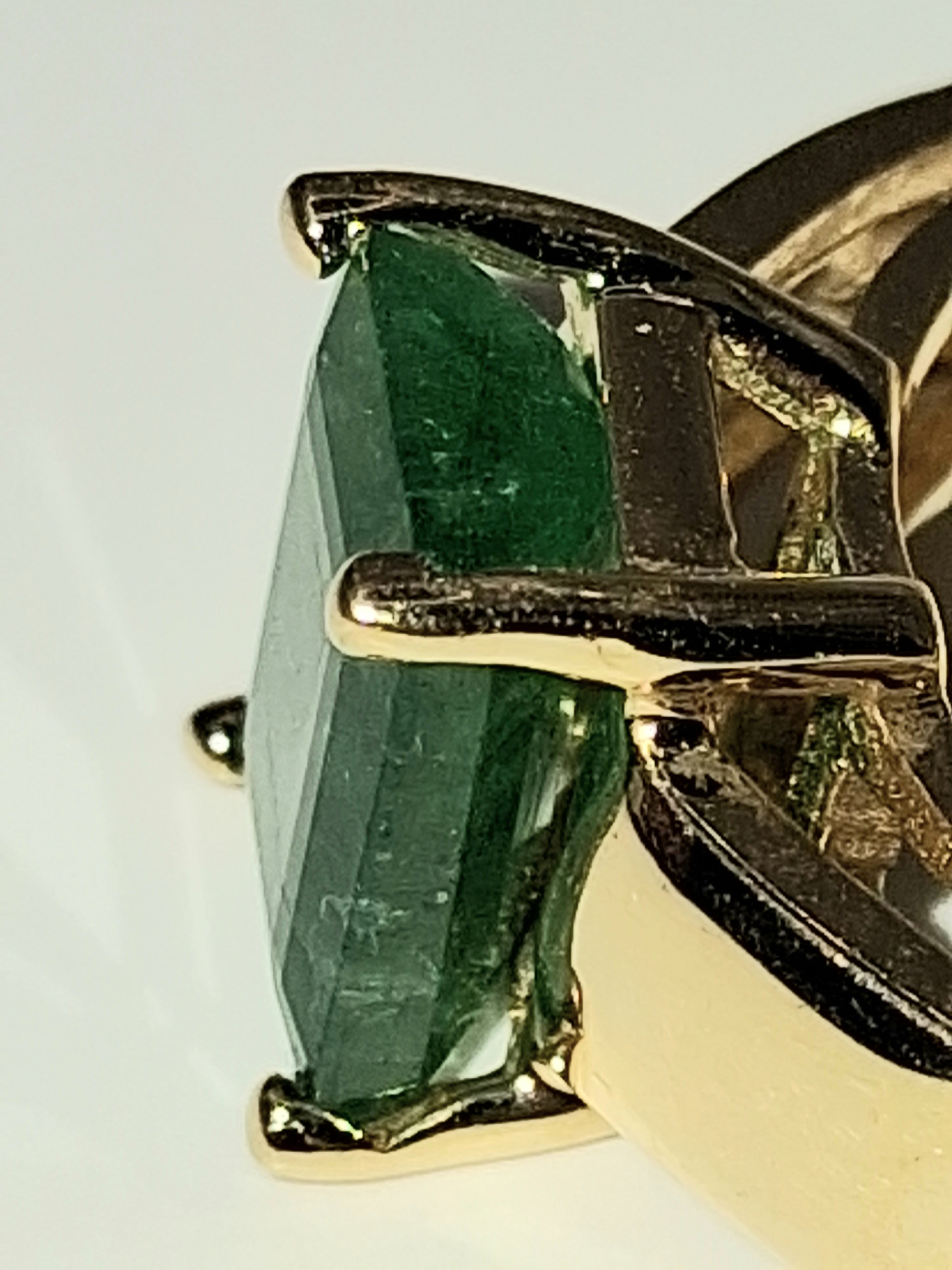 14KT Gold Natural Emerald Ring