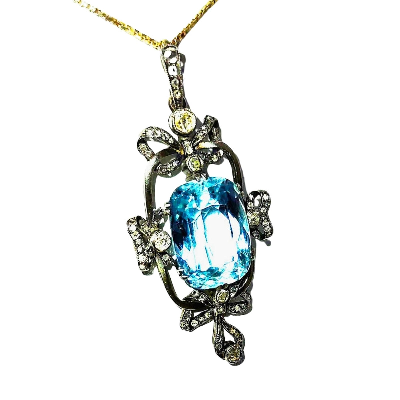 Belle E'poque Aquamarine Pendant