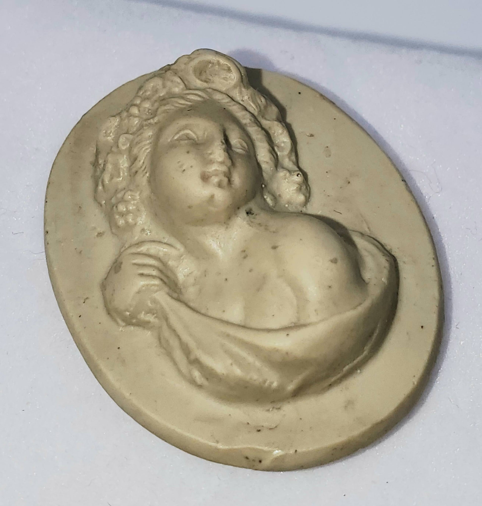 Unmounted Taupe Lava Cameo