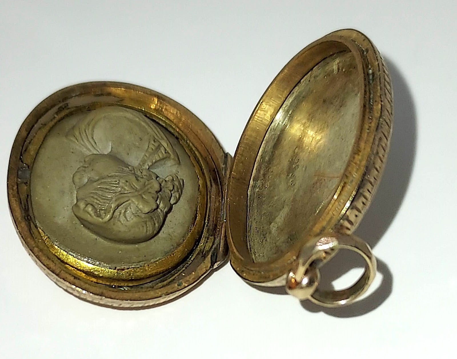 Gold Fill Oval Locket with Lava Cameo