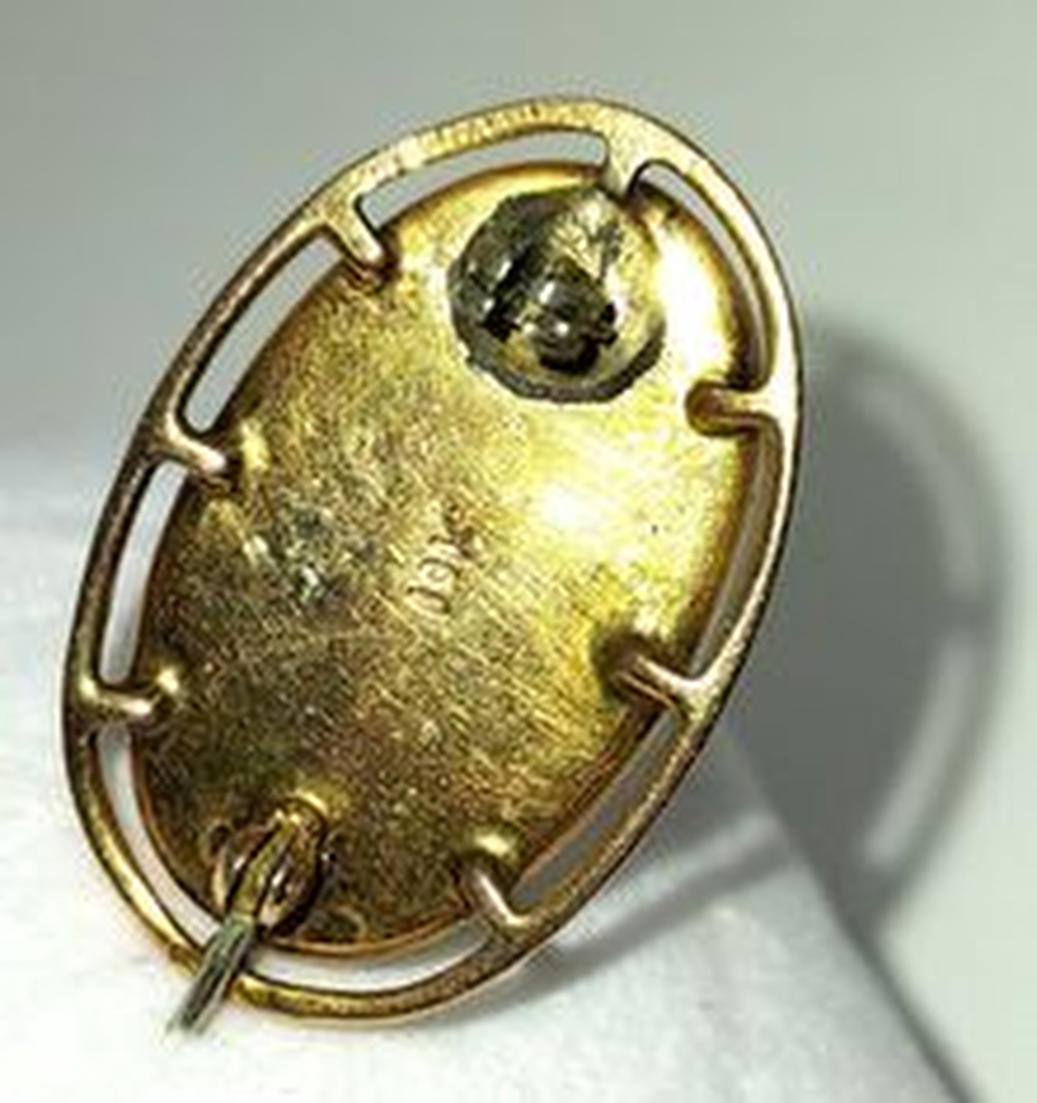 Mabe Pearl 10KT Gold bezel